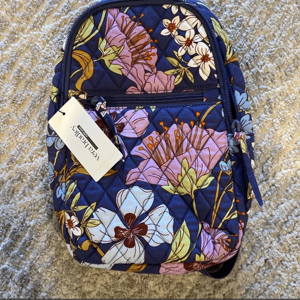 VERA BRADLEY ESSENTIAL SLING BACKPACK Coffee Garden